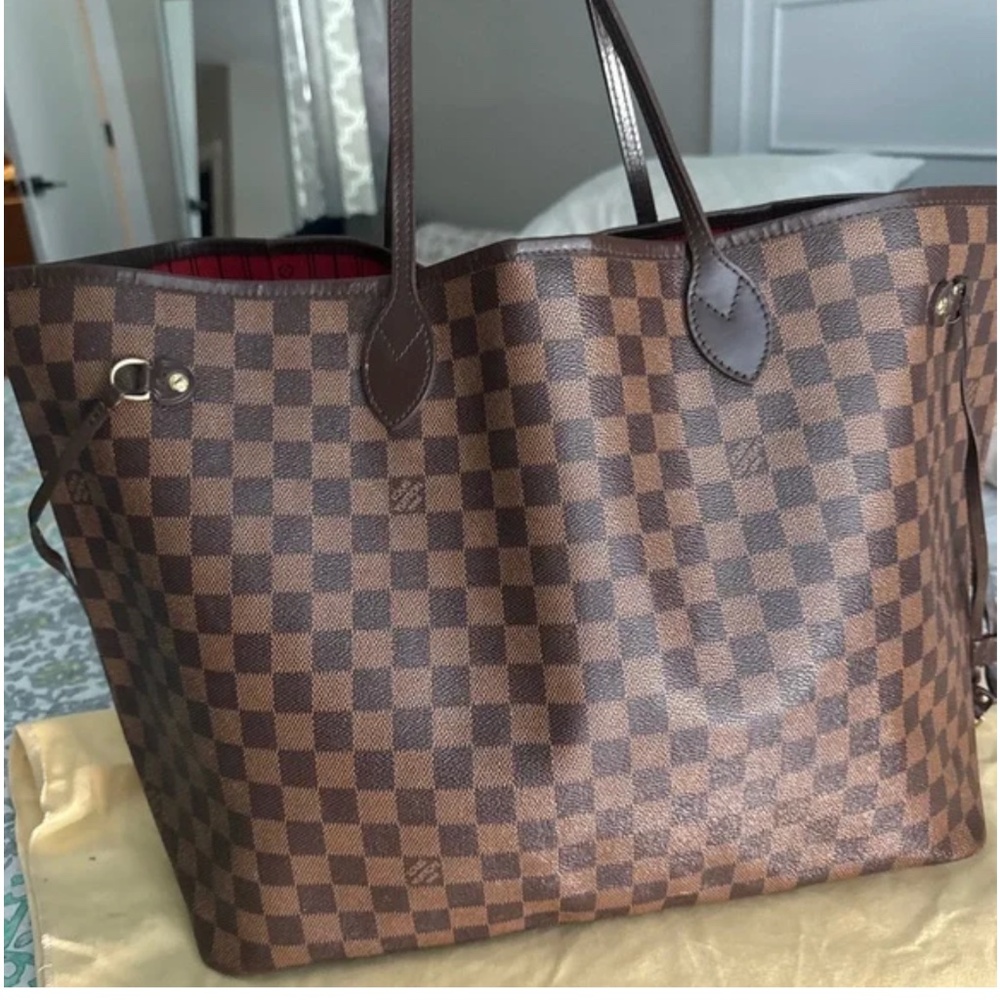 LV never full the largest size